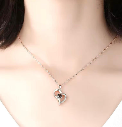 Elysian Hearts Necklace with 100 languages "I Love You" - The perfect gift for speciel moments